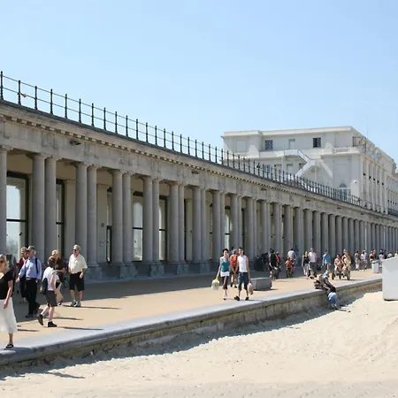 Apartament Great With View *